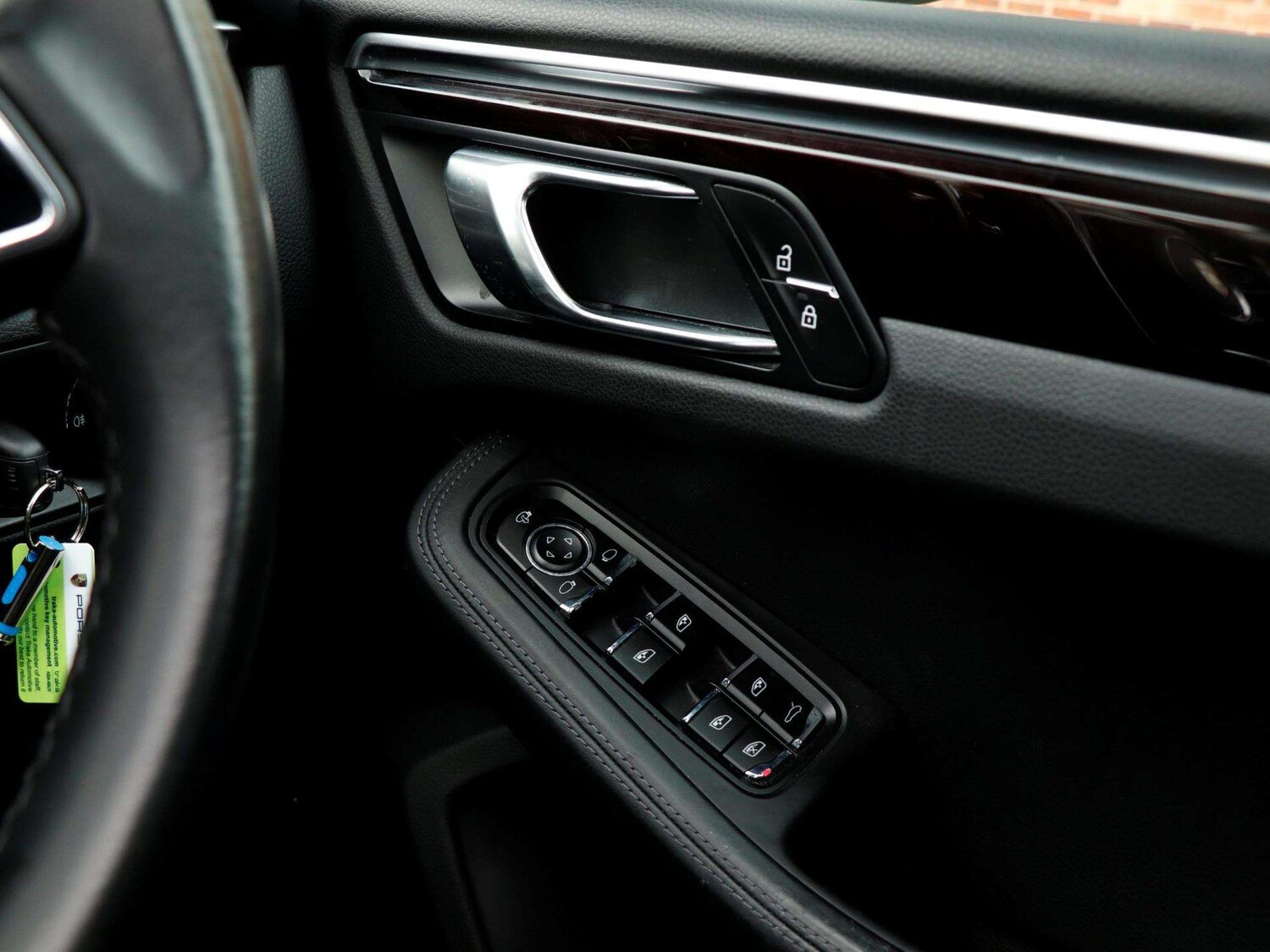 Used Porsche Macan for sale - 78089801: Photo 21