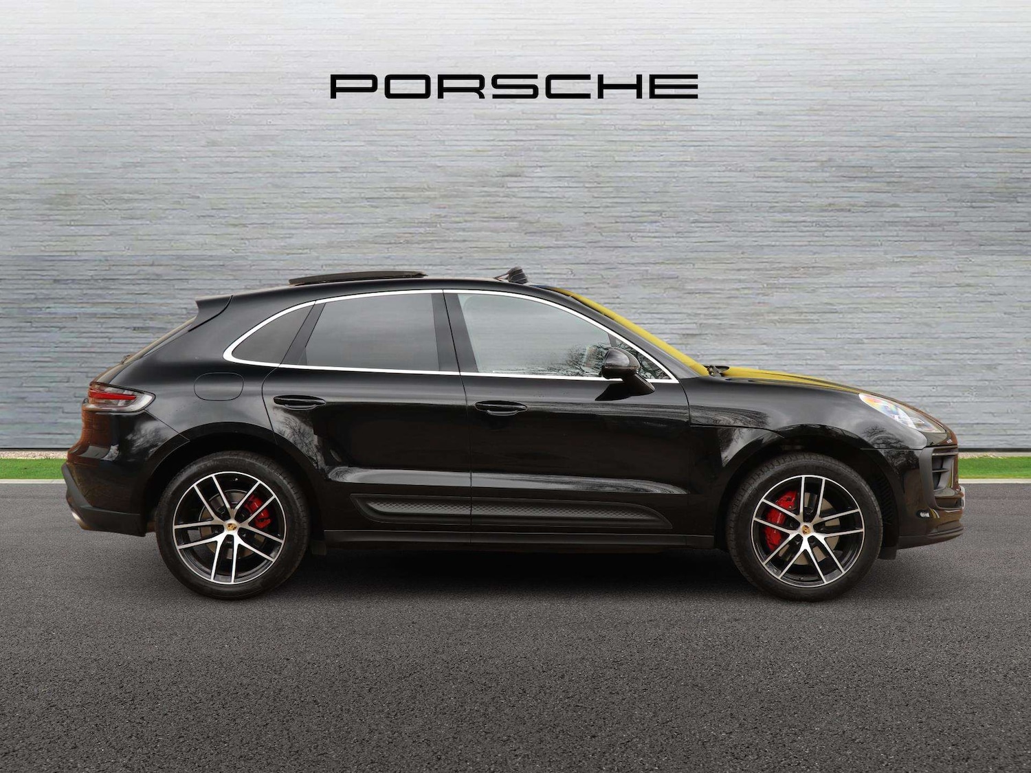 Used Porsche Macan for sale - 78089801: Photo 3