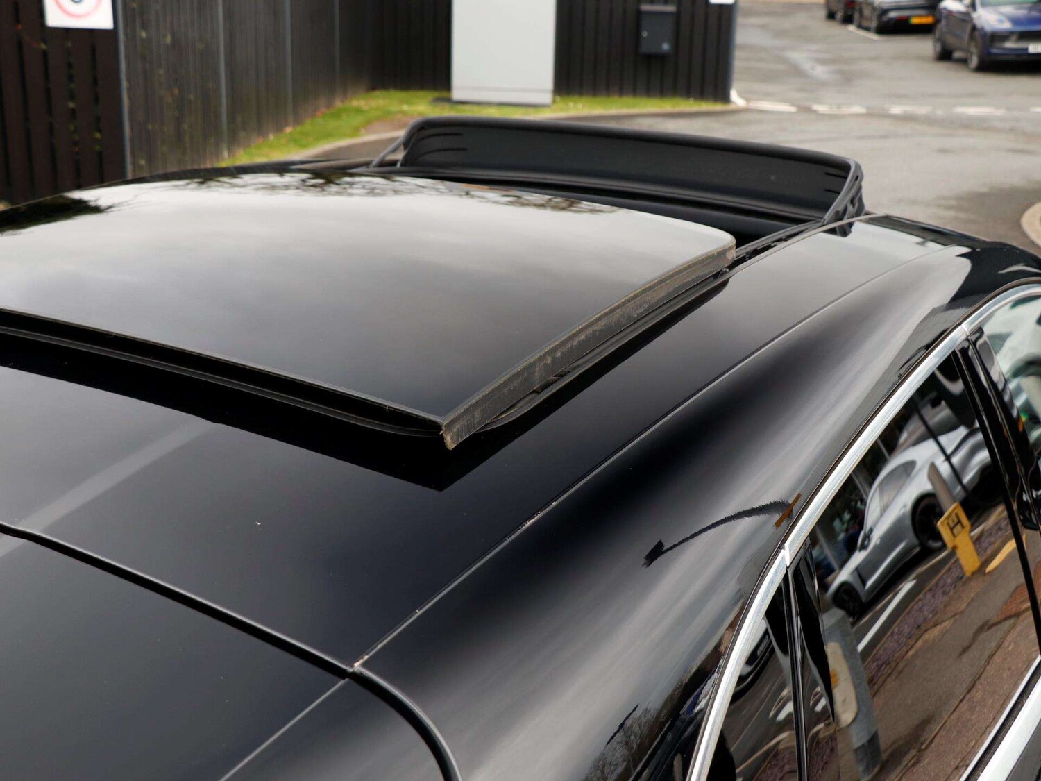 Used Porsche Macan for sale - 78089801: Photo 32