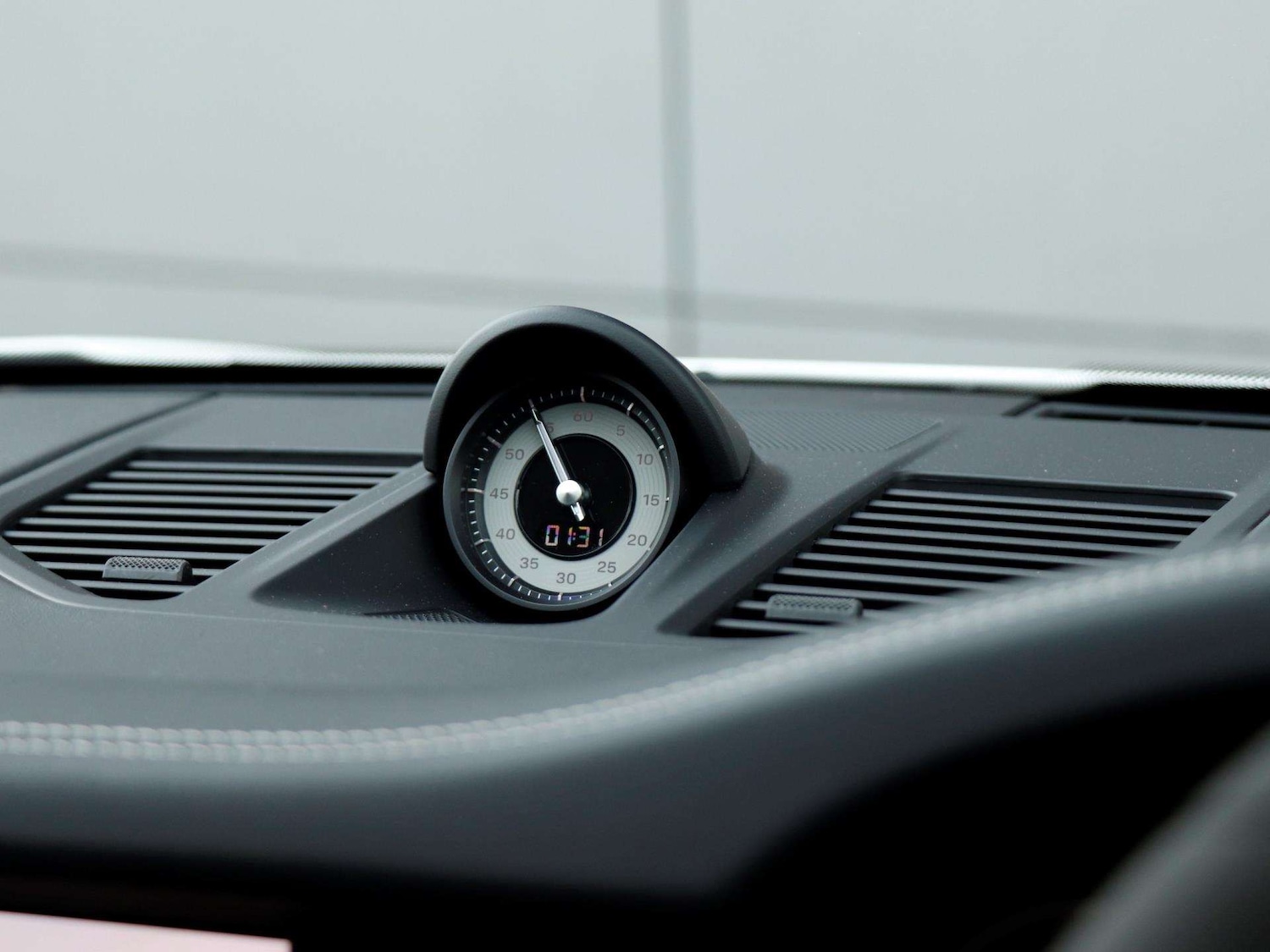 Used Porsche 911 2024 for sale - 77158349: Photo 13