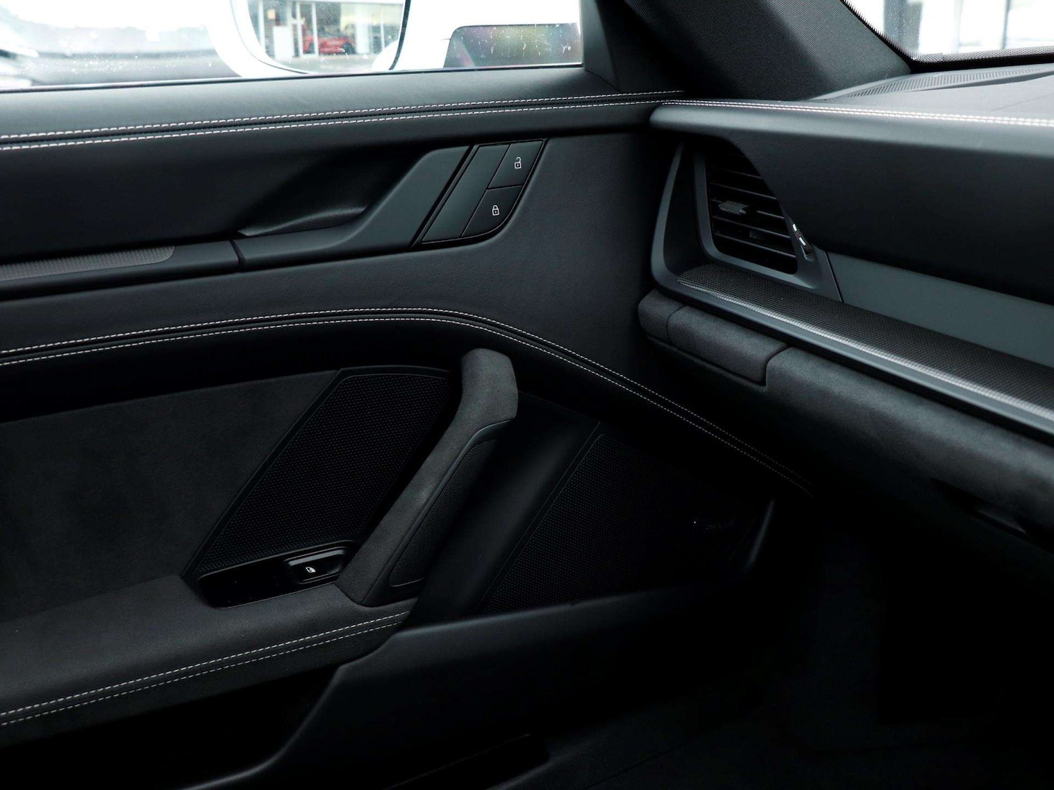 Used Porsche 911 2024 for sale - 77158349: Photo 23