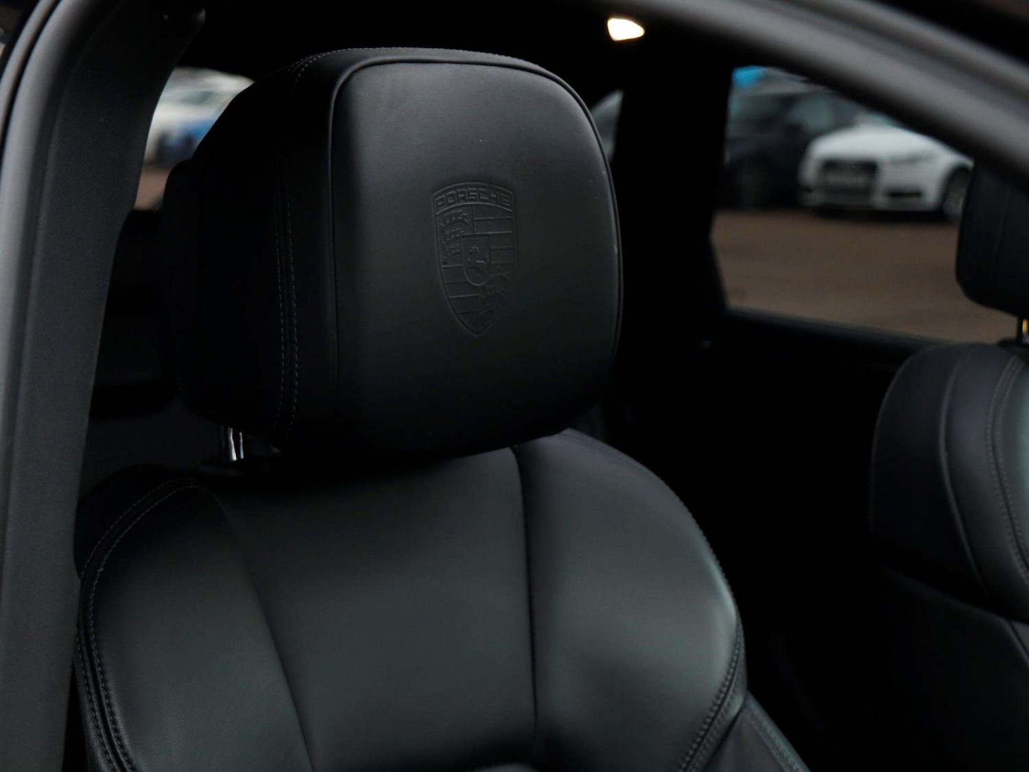 Used Porsche Macan 2021 for sale - 76978684: Photo 21