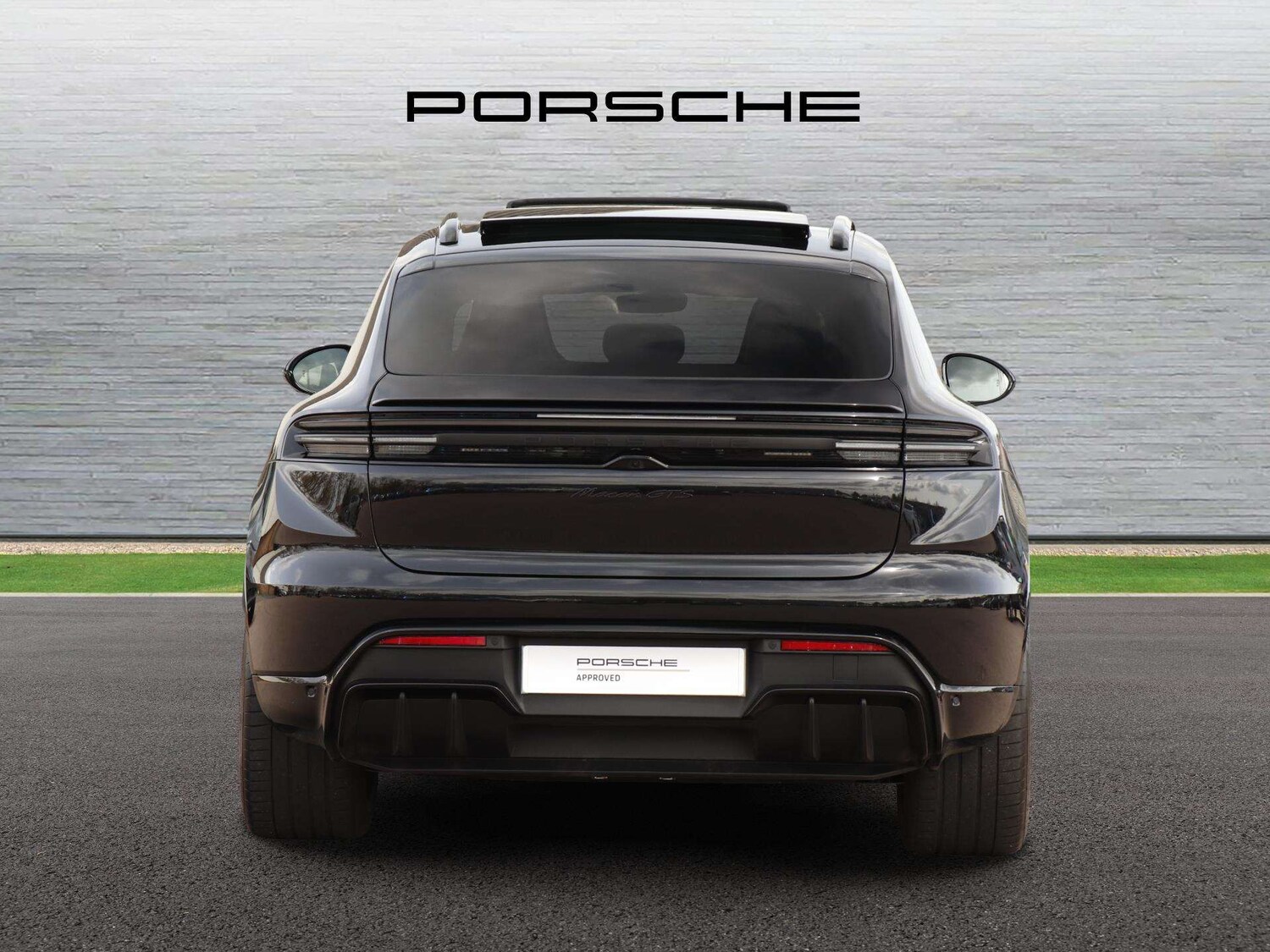 Used Porsche Macan 2026 for sale - 78209366: Photo 6