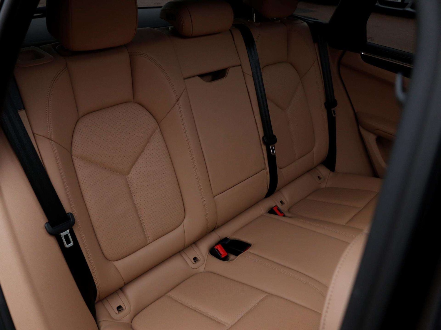 Used Porsche Macan 2023 for sale - 76789320: Photo 24