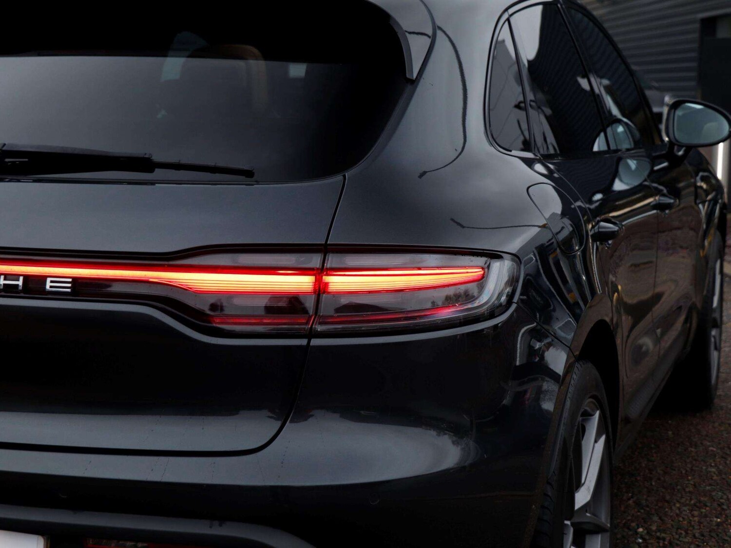 Used Porsche Macan 2023 for sale - 76789320: Photo 28