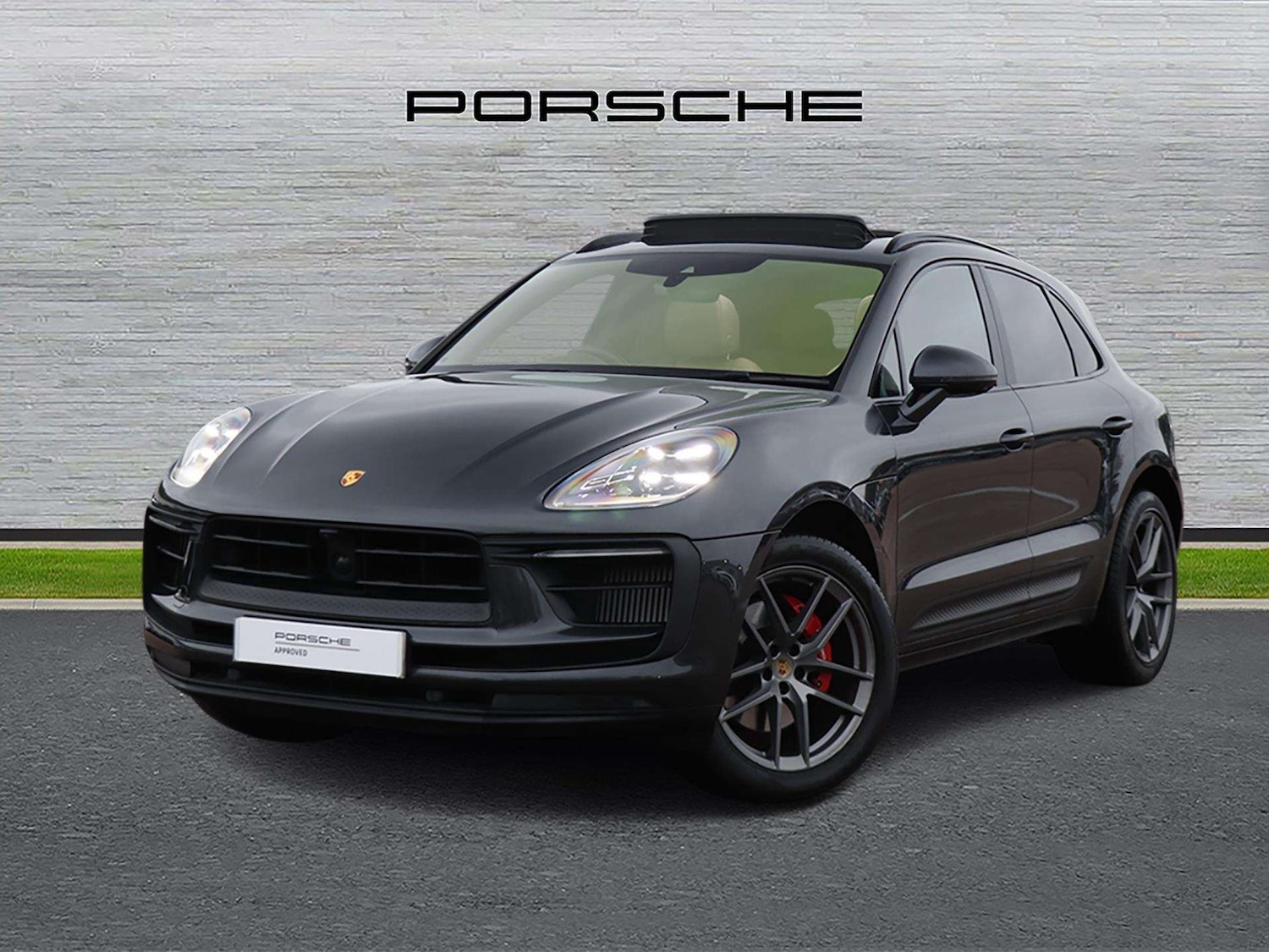 Used Porsche Macan 2023 for sale - 76789320: Photo 7