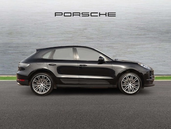 Used Porsche Macan 2021 for sale - 77995872: Photo
