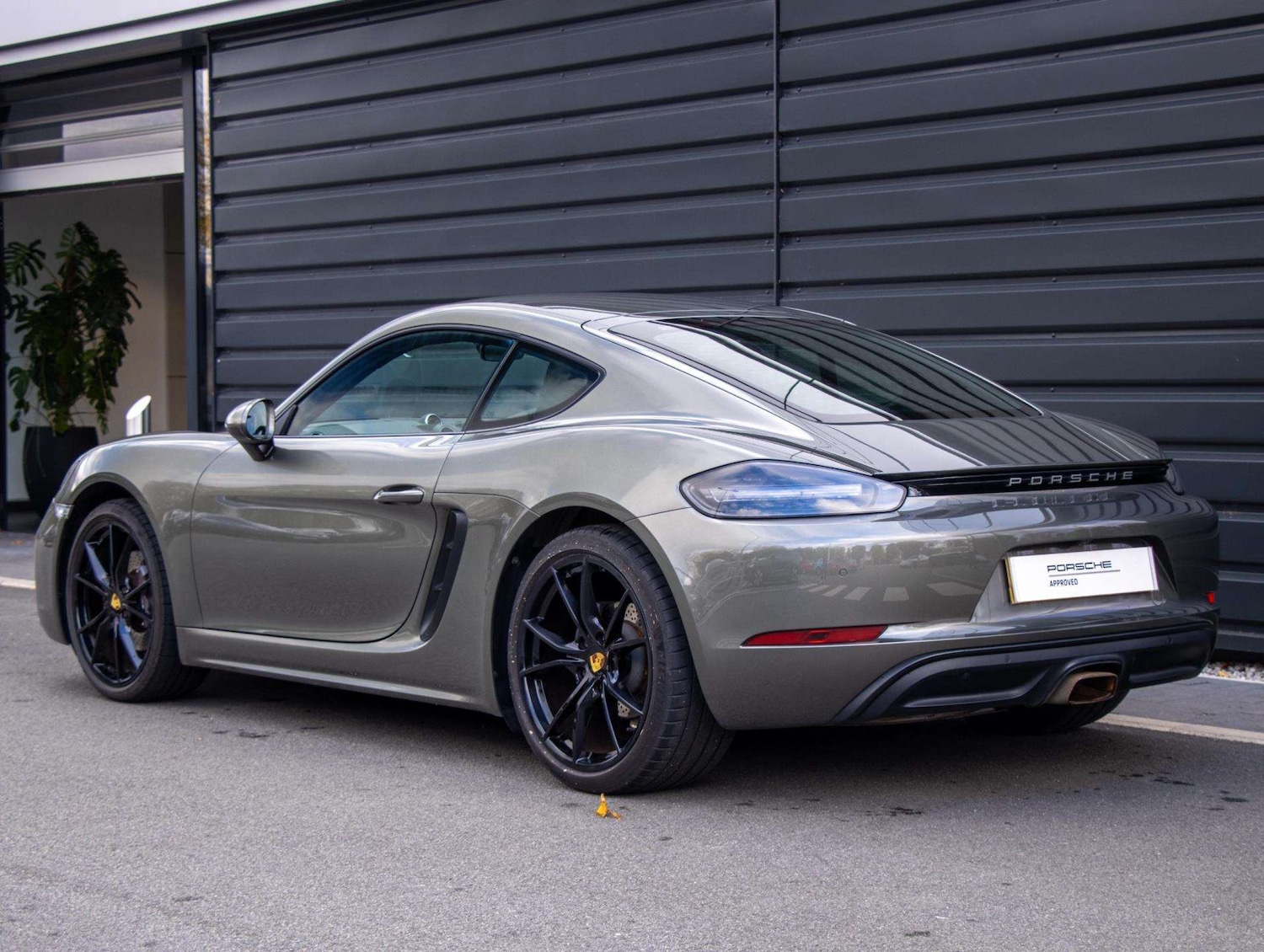 Used Porsche Cayman 2022 for sale - 76692054: Photo 22