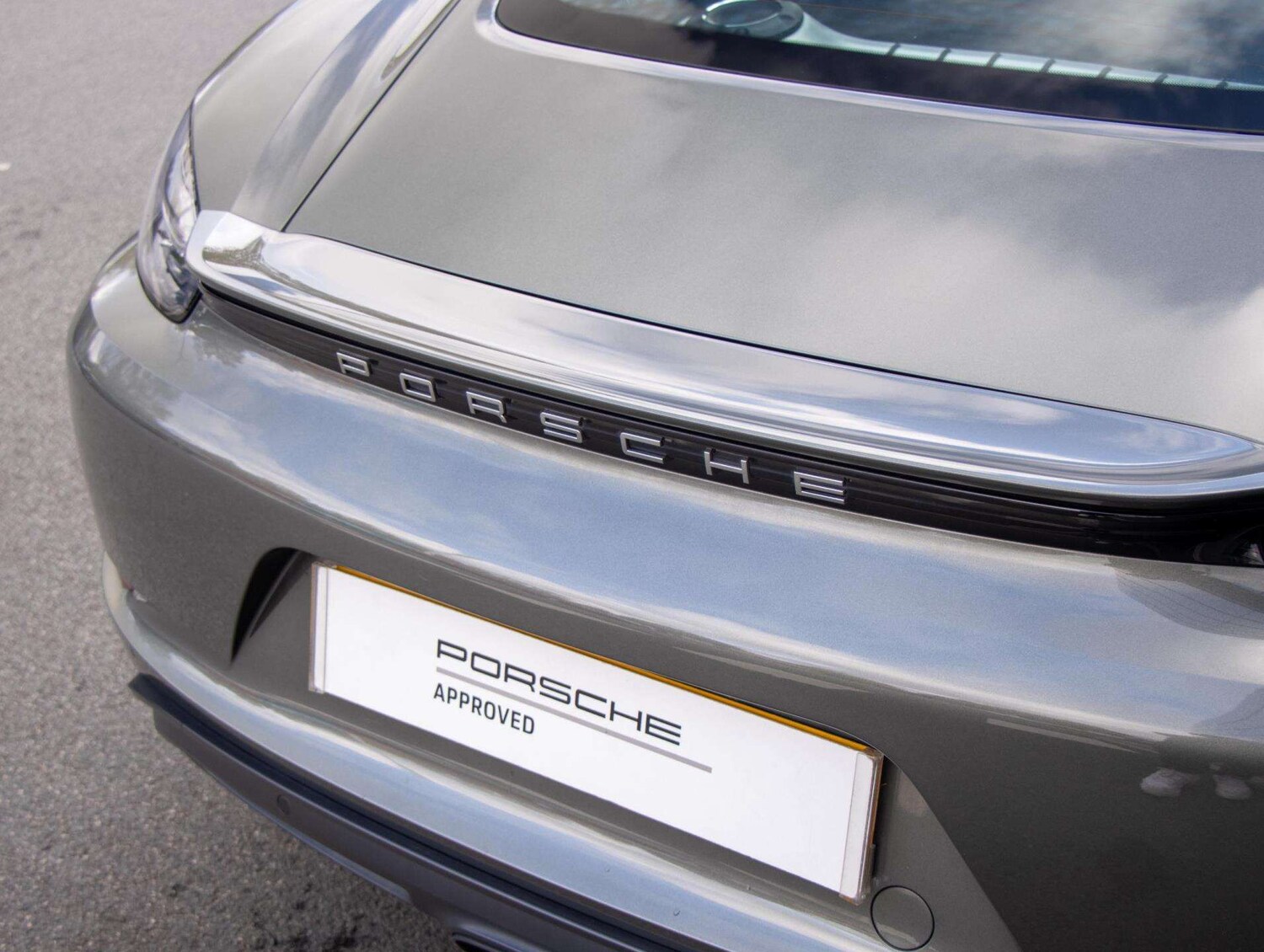 Used Porsche Cayman 2022 for sale - 76692054: Photo 23