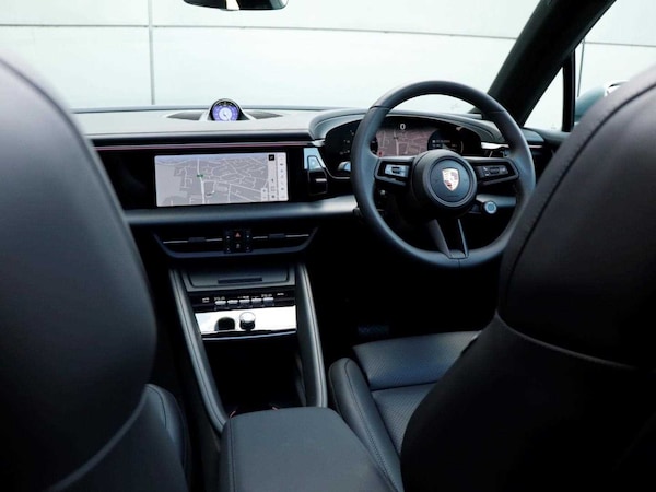 Used Porsche Macan 2024 for sale - 73996442: Photo 12