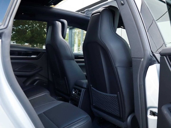 Used Porsche Macan 2024 for sale - 73996442: Photo 25