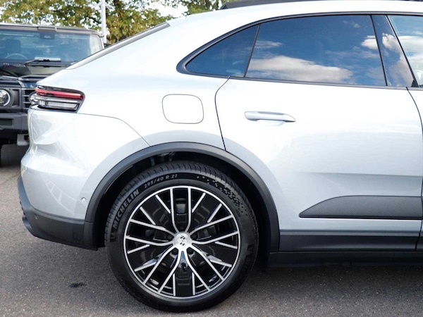 Used Porsche Macan 2024 for sale - 73996442: Photo 28