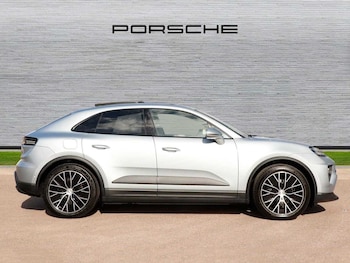 Used Porsche Macan 2024 for sale - 73996442: Photo