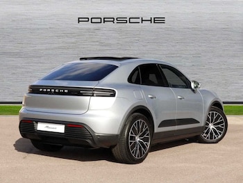 Used Porsche Macan 2024 for sale - 73996442: Photo