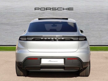 Used Porsche Macan 2024 for sale - 73996442: Photo