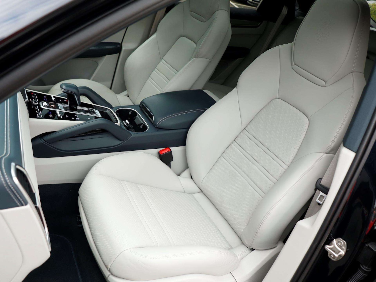 Used Porsche Cayenne 2022 for sale - 76411261: Photo 27