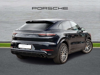 Used Porsche Cayenne 2022 for sale - 76411261: Photo