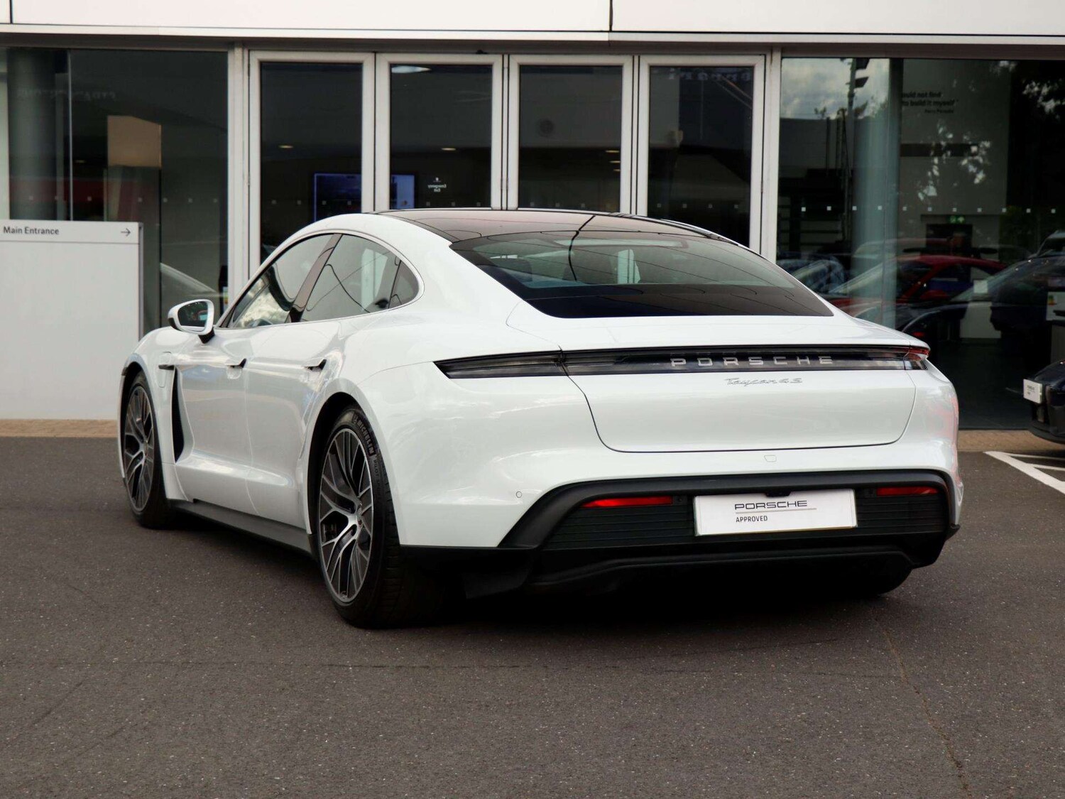 Used Porsche Taycan 2022 for sale - 75993777: Photo 34