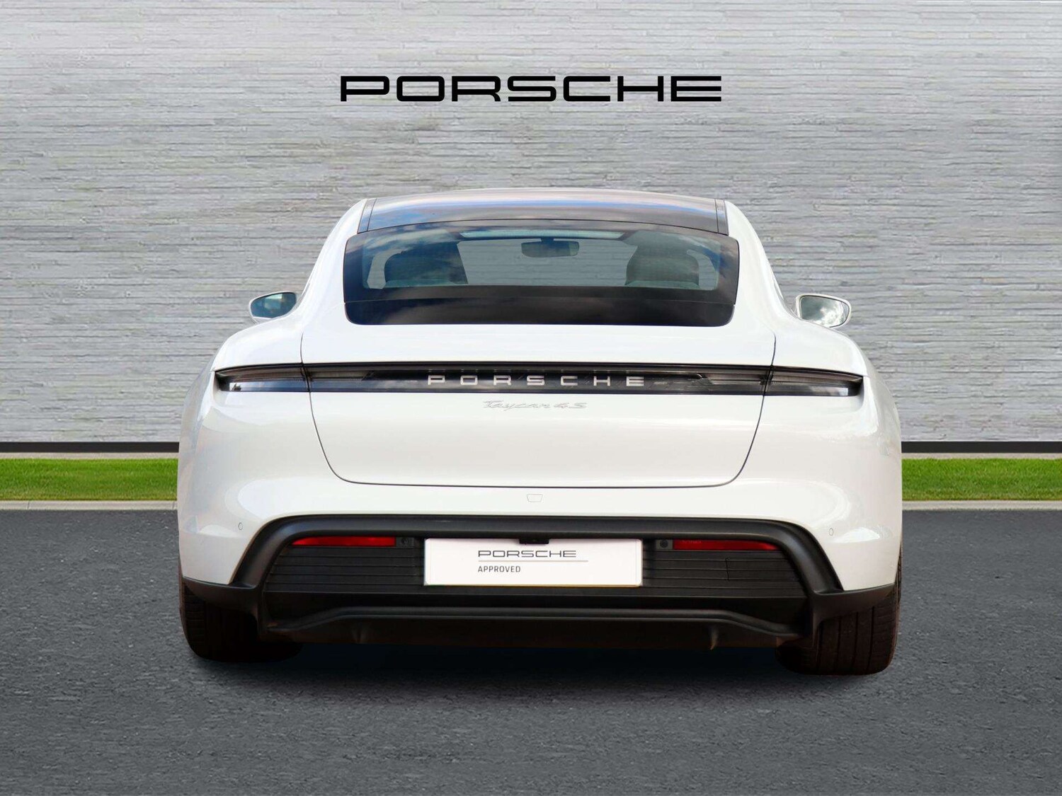 Used Porsche Taycan 2022 for sale - 75993777: Photo 4