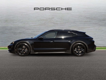 Used Porsche Taycan 2021 for sale - 78465319: Photo