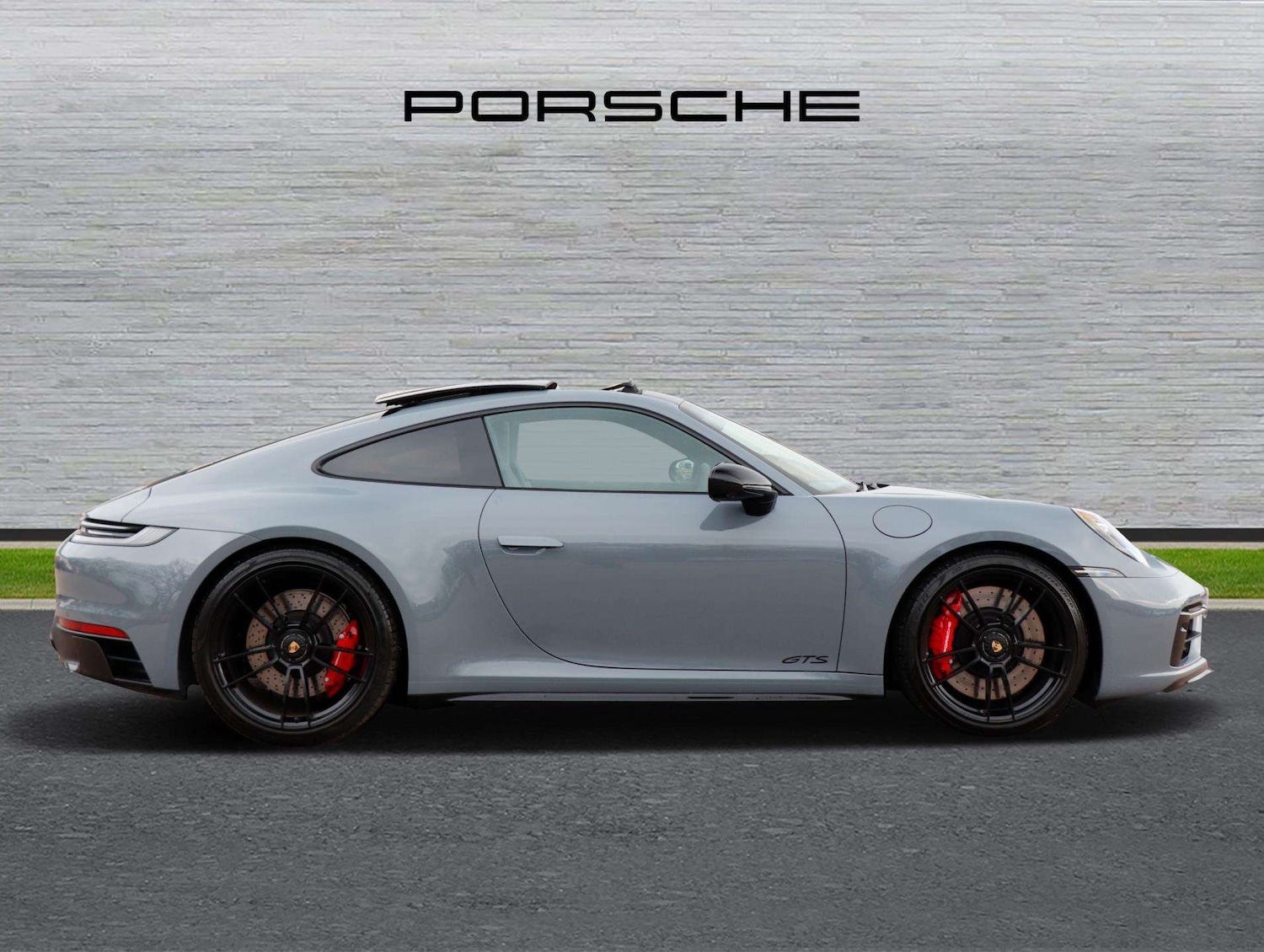 Used Porsche 911 2024 for sale - 77348007: Photo 2