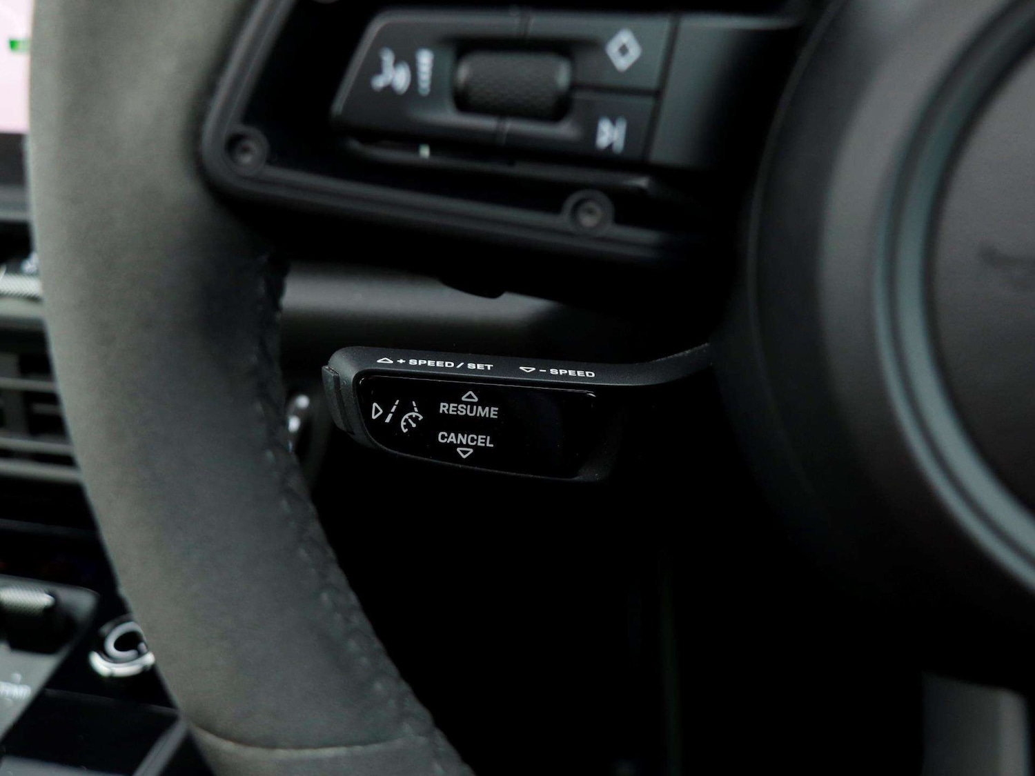 Used Porsche 911 2024 for sale - 77348007: Photo 21