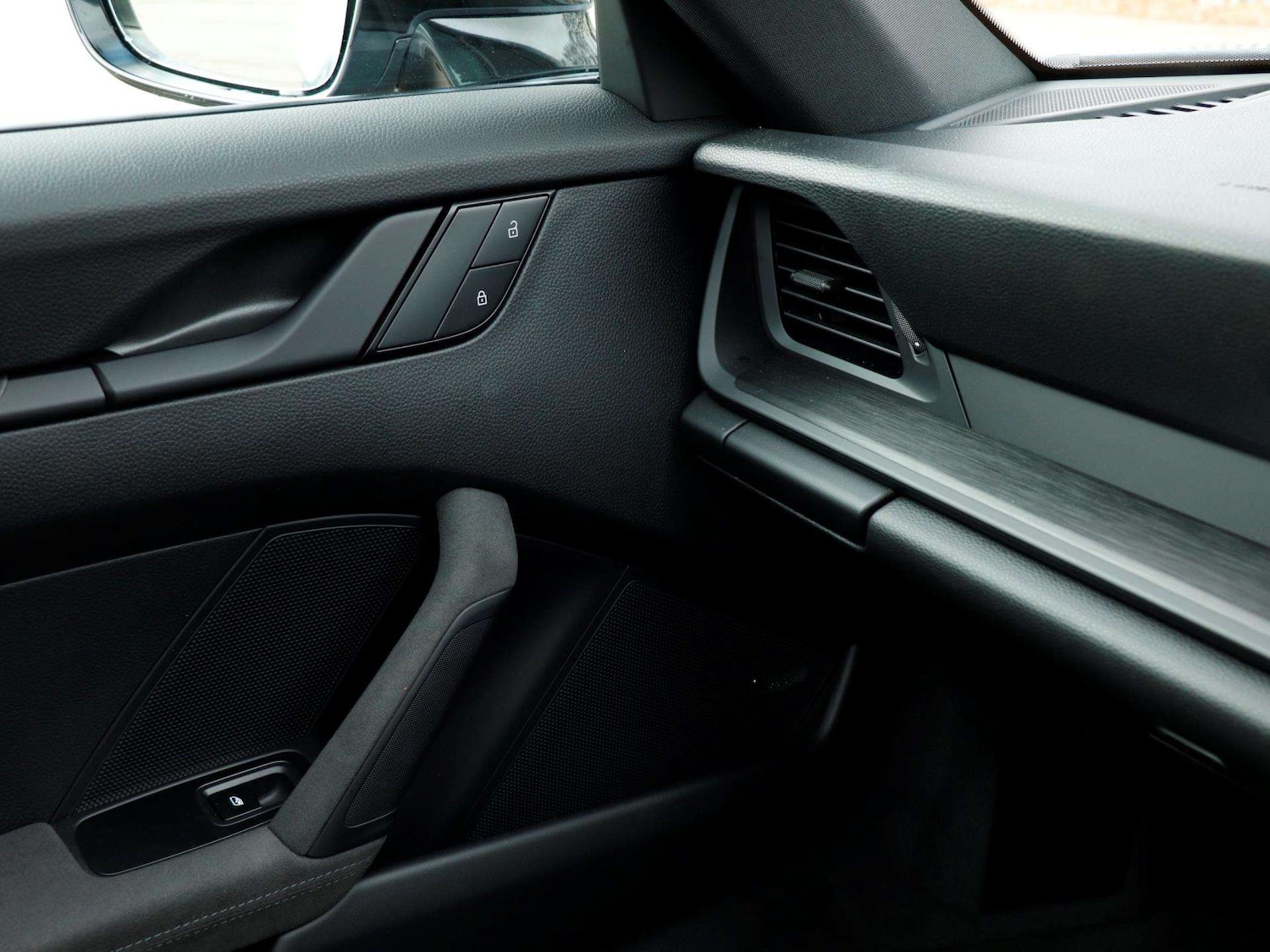 Used Porsche 911 2024 for sale - 77348007: Photo 23