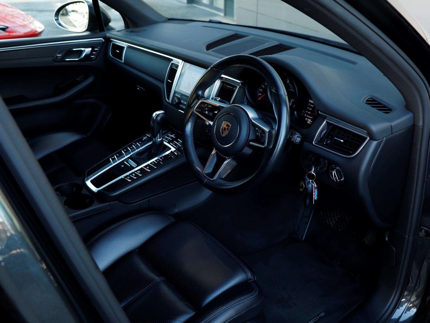 Used Porsche Macan 2018 for sale - 76804930: Photo 10