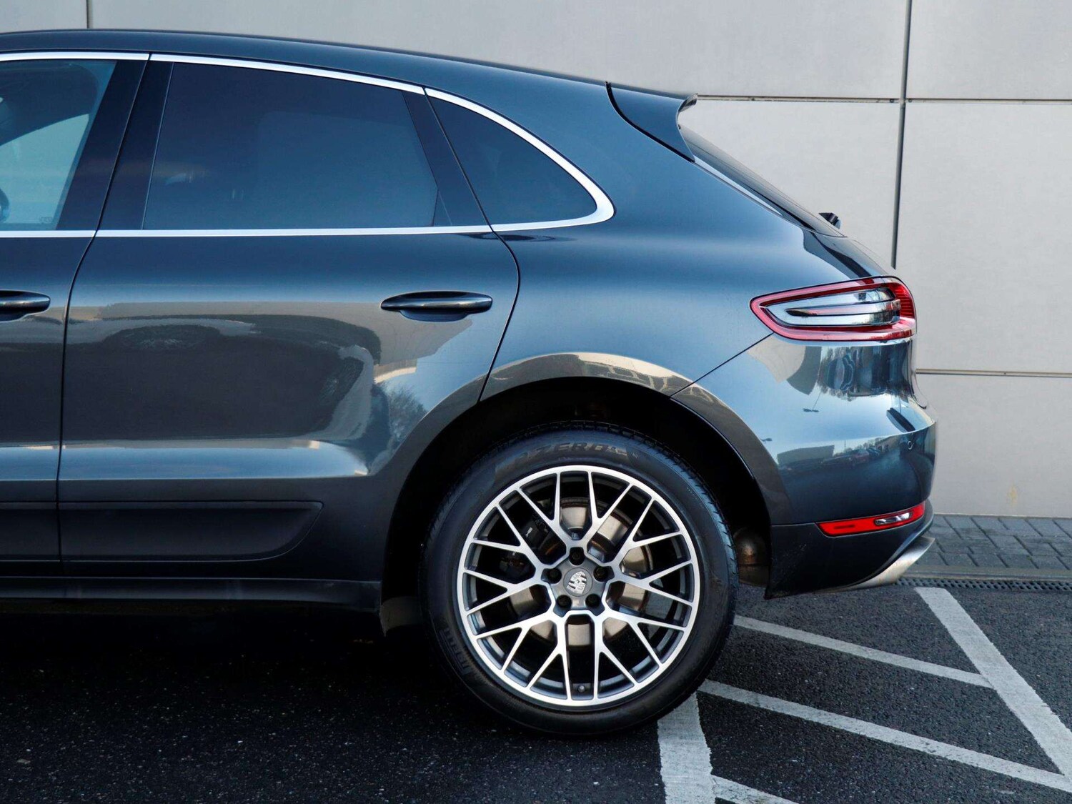 Used Porsche Macan 2018 for sale - 76804930: Photo 27