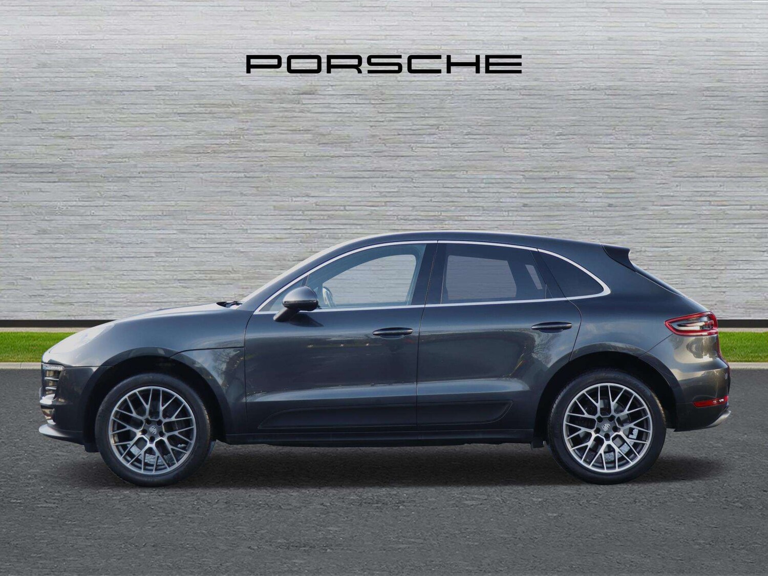 Used Porsche Macan 2018 for sale - 76804930: Photo 6