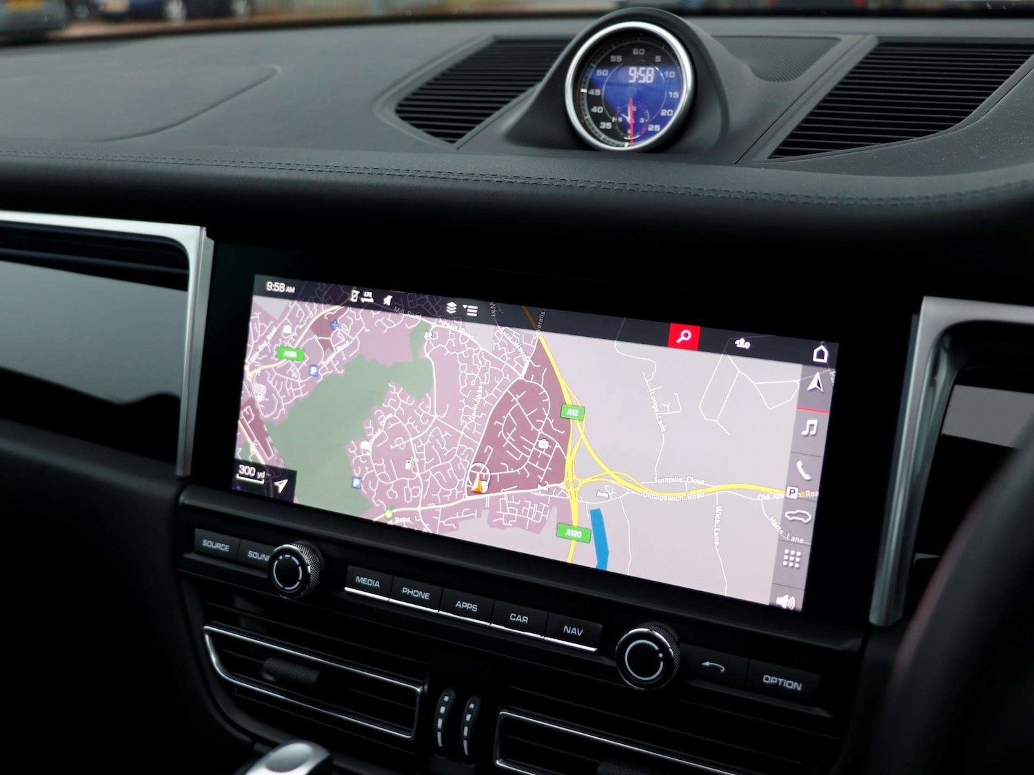 Used Porsche Macan 2021 for sale - 77206380: Photo 14