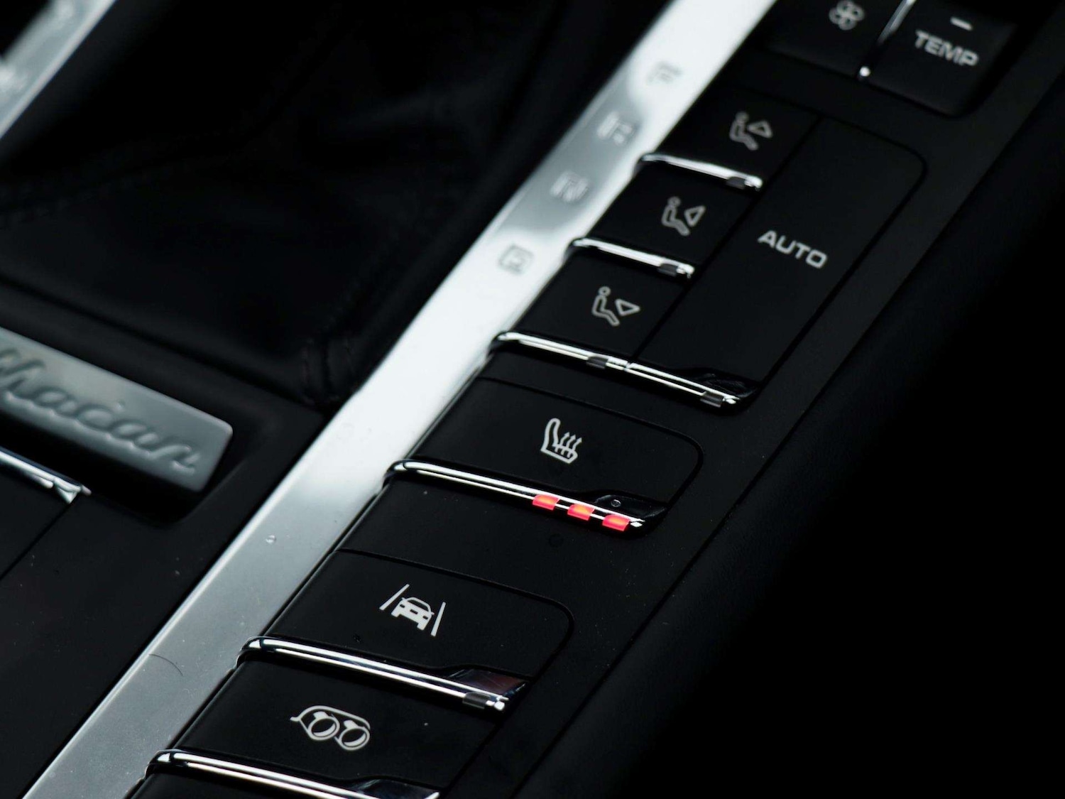 Used Porsche Macan 2021 for sale - 77206380: Photo 18