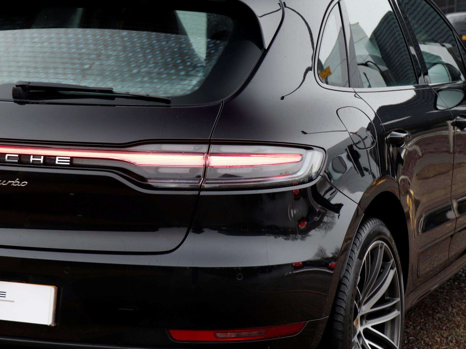 Used Porsche Macan 2021 for sale - 77206380: Photo 32