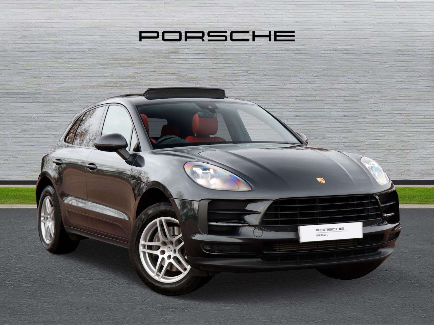 Used Porsche Macan 2020 for sale - 76889849: Photo 1