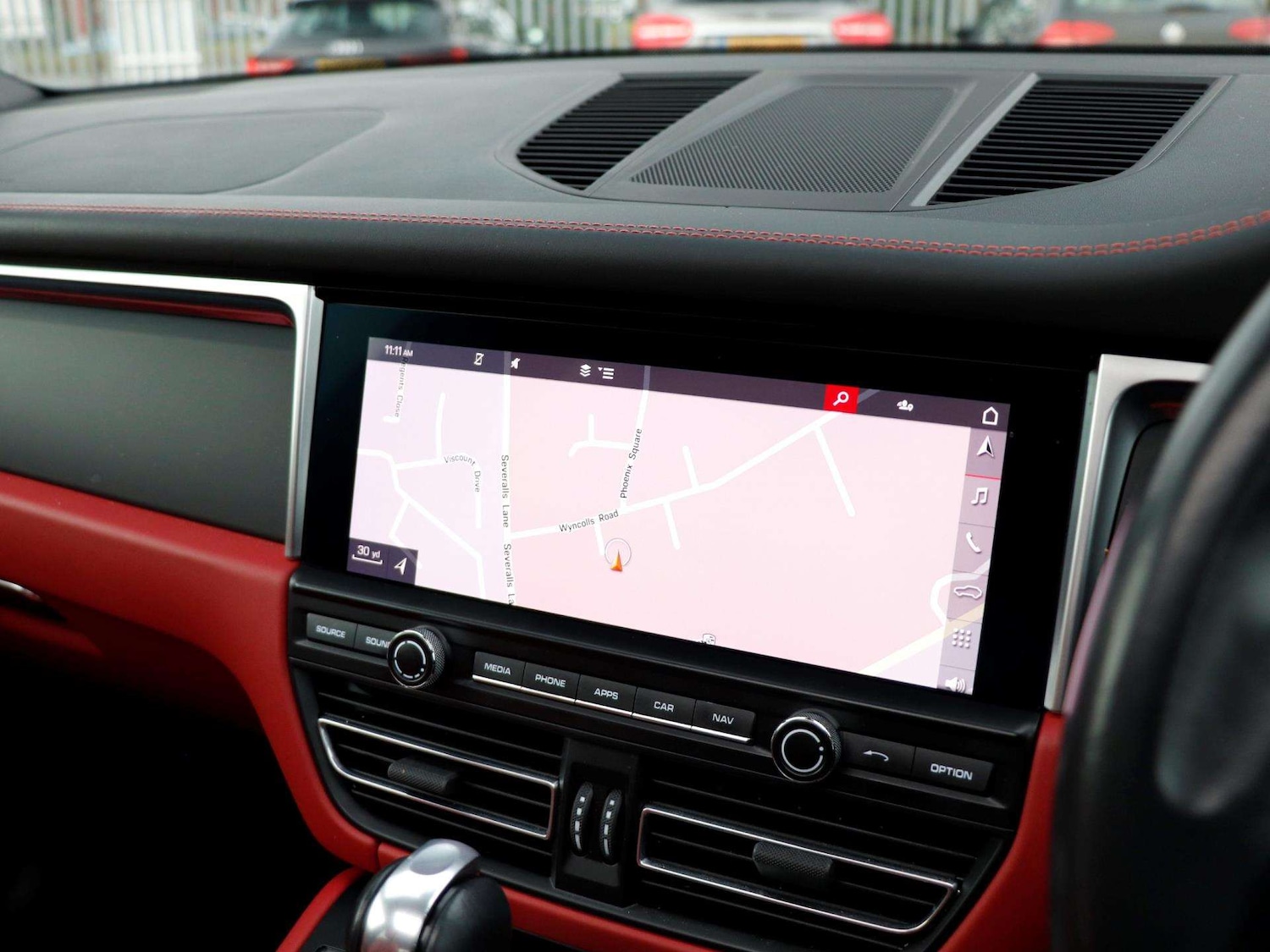 Used Porsche Macan 2020 for sale - 76889849: Photo 14