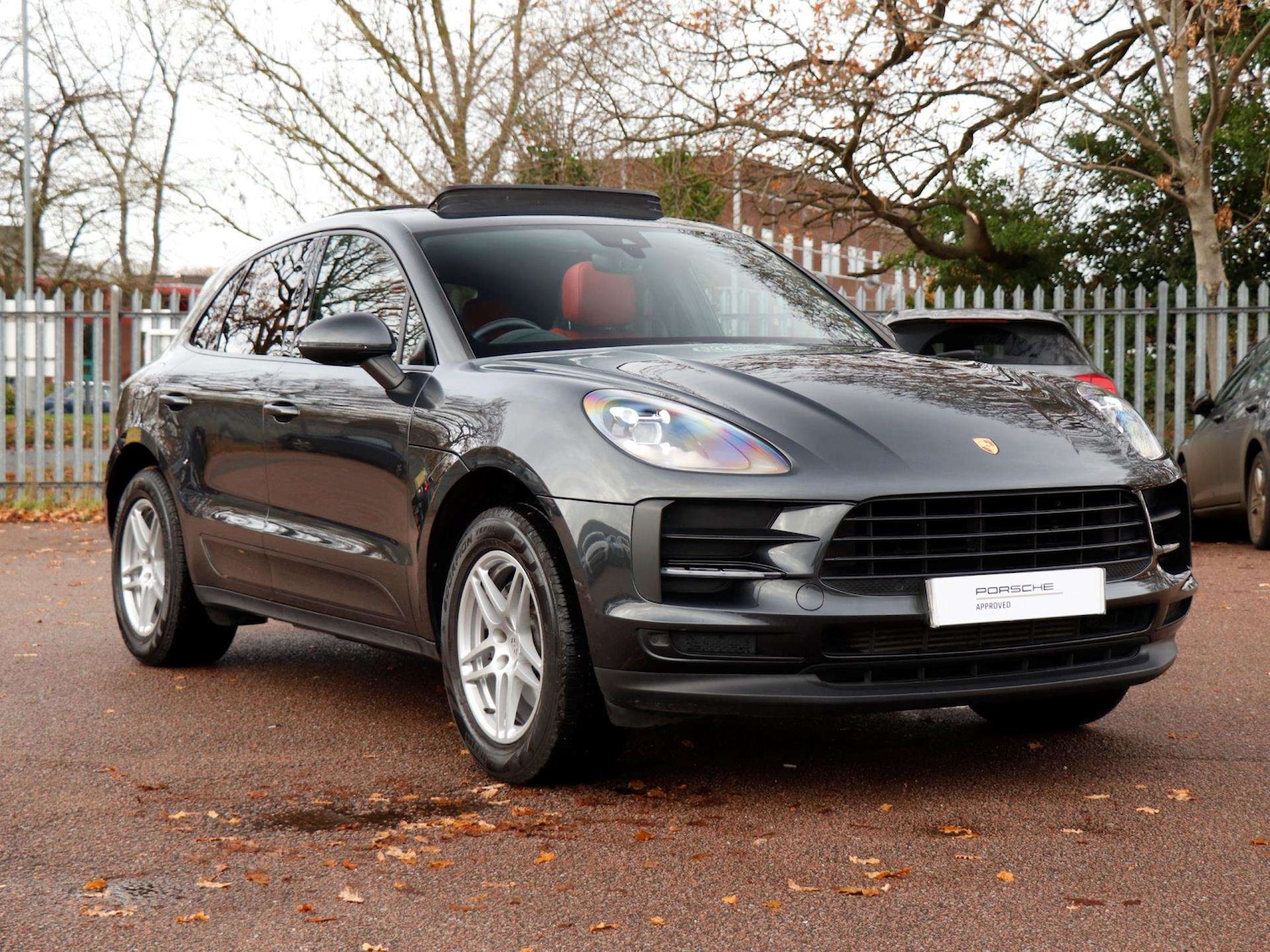 Used Porsche Macan 2020 for sale - 76889849: Photo 34