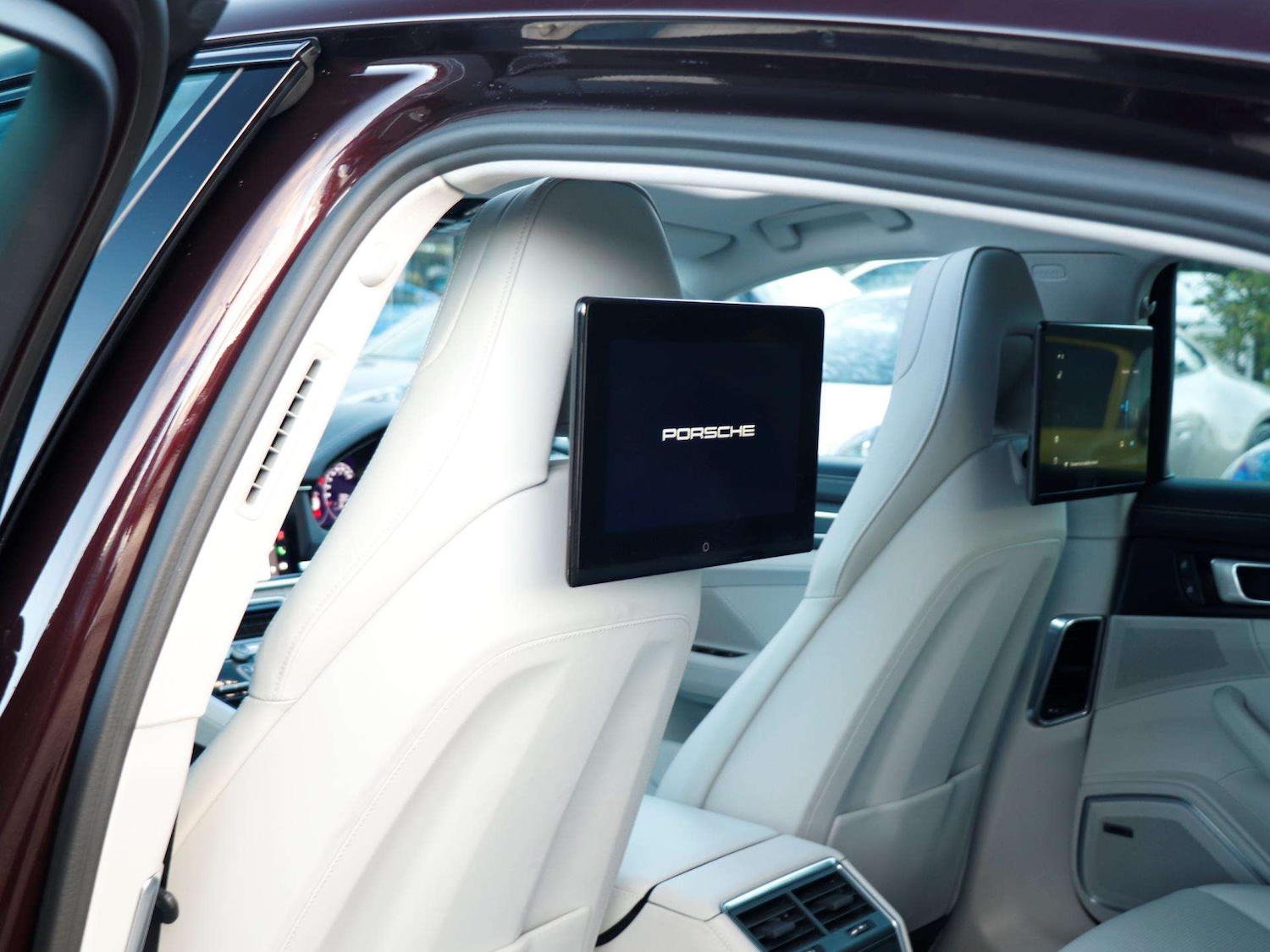 Used Porsche Panamera 2022 for sale - 76755269: Photo 27