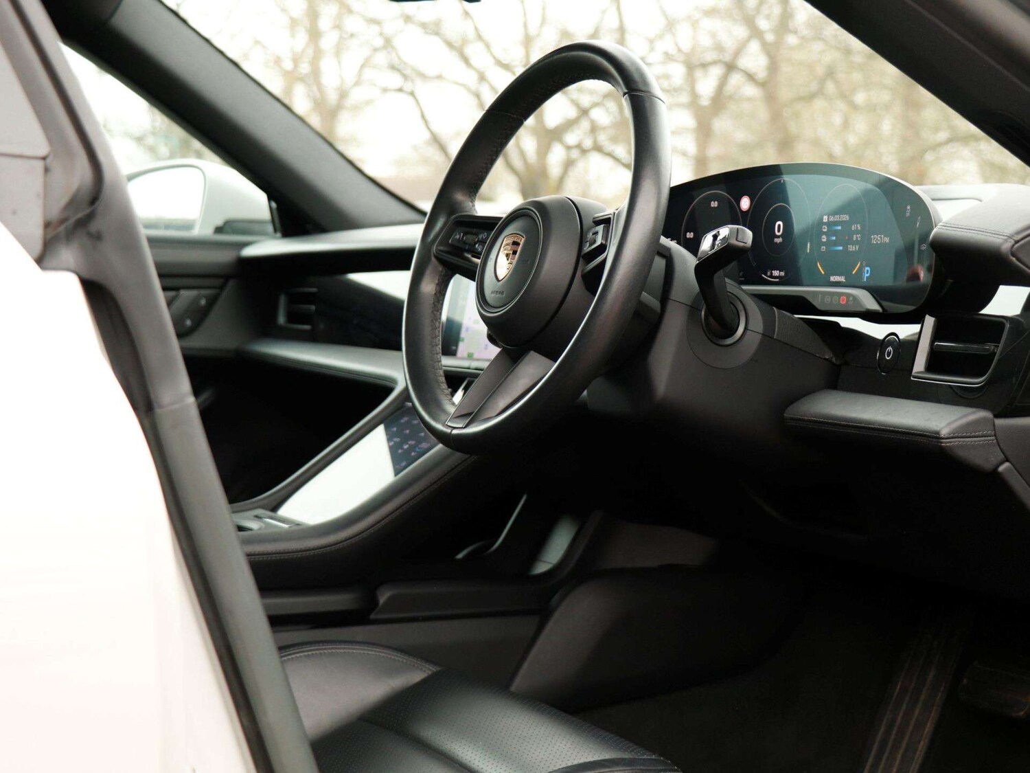 Used Porsche Taycan 2022 for sale - 77787075: Photo 12