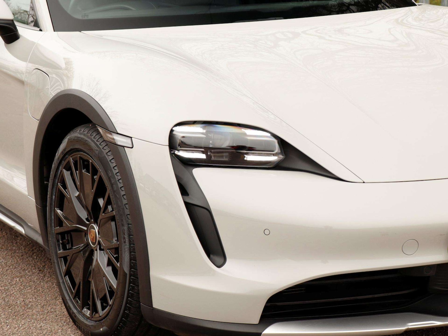 Used Porsche Taycan 2022 for sale - 77787075: Photo 28