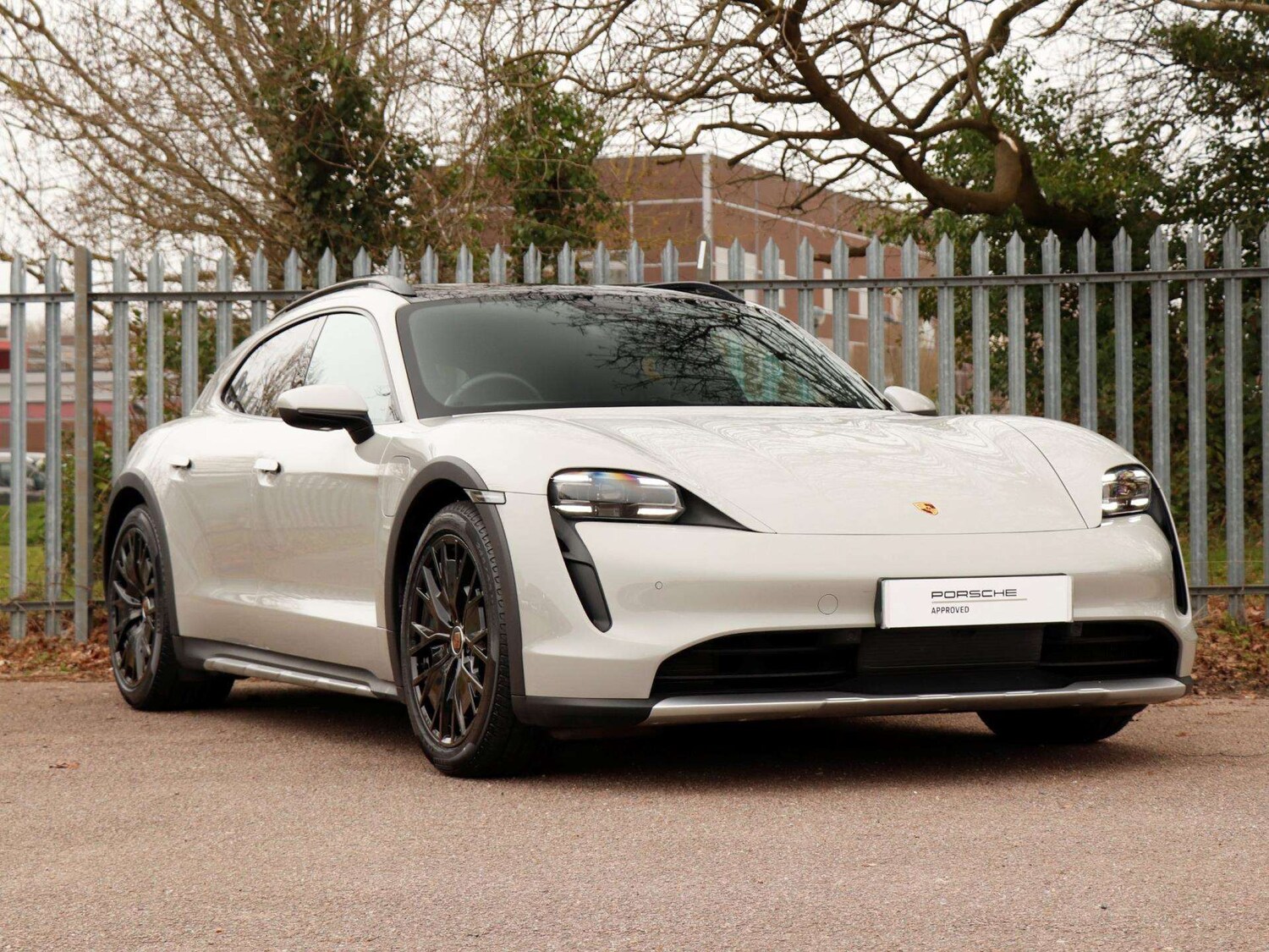 Used Porsche Taycan 2022 for sale - 77787075: Photo 30