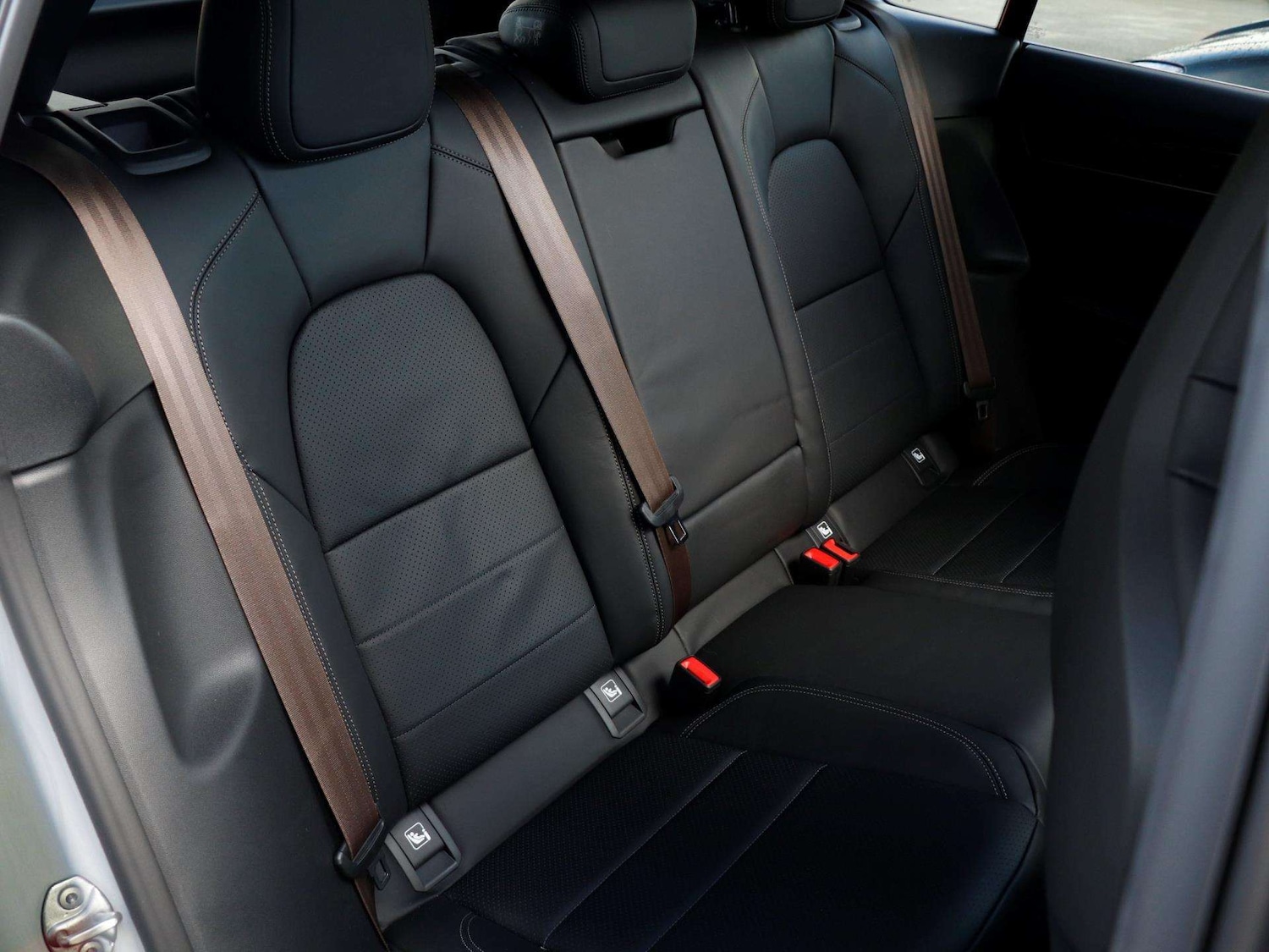 Used Porsche Macan 2026 for sale - 77257235: Photo 25