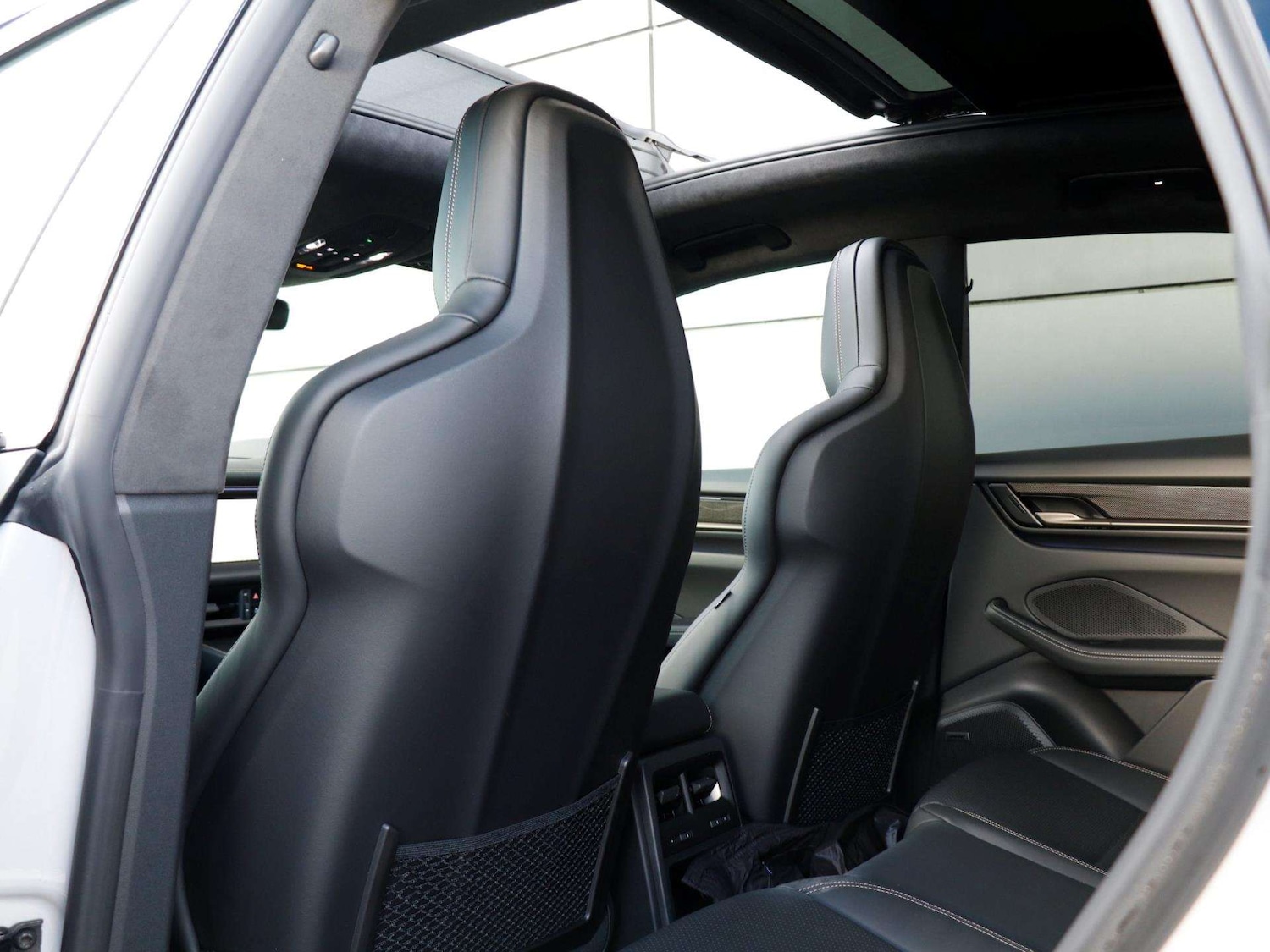 Used Porsche Macan 2026 for sale - 77257235: Photo 26