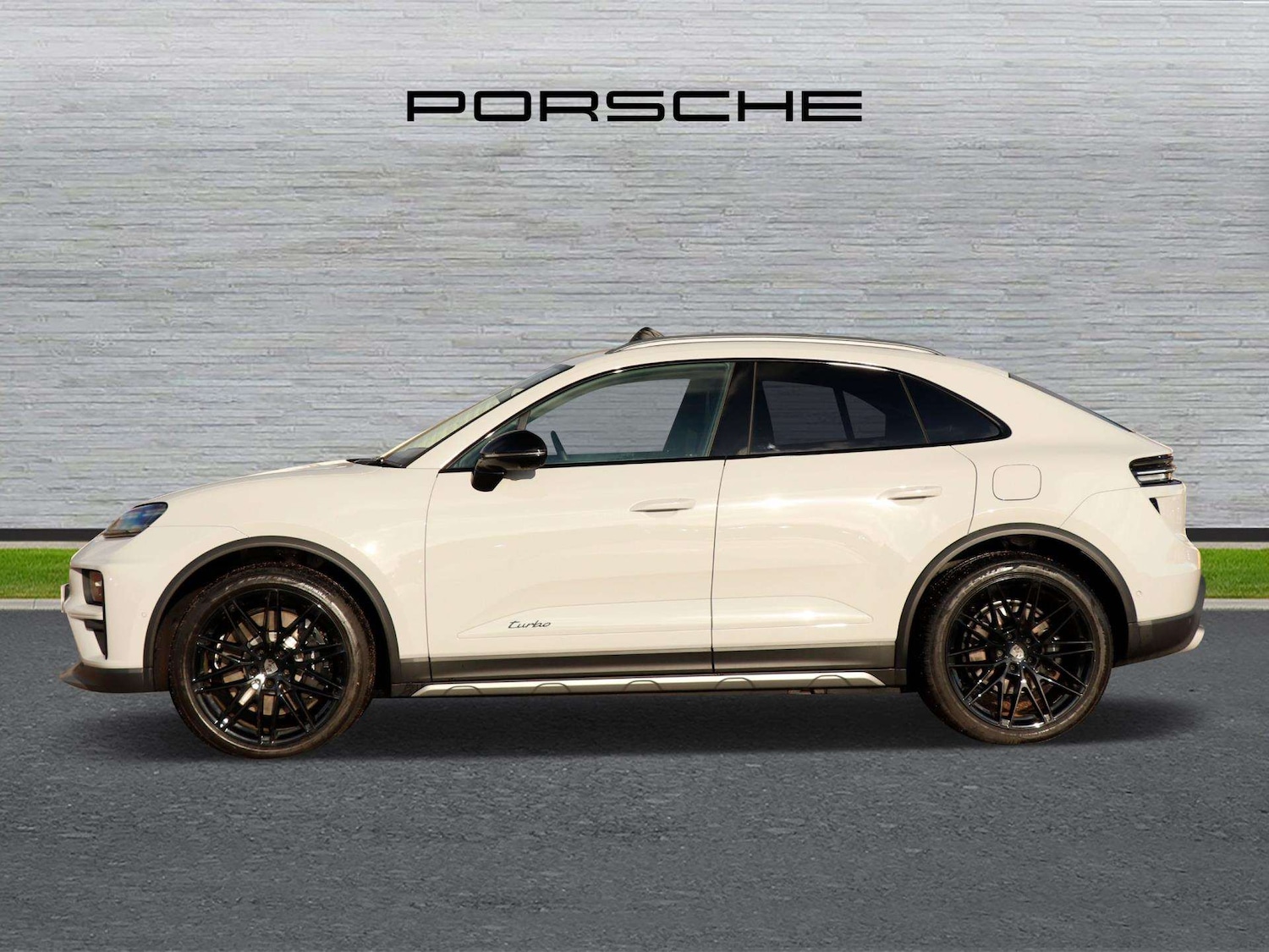 Used Porsche Macan 2026 for sale - 77257235: Photo 6