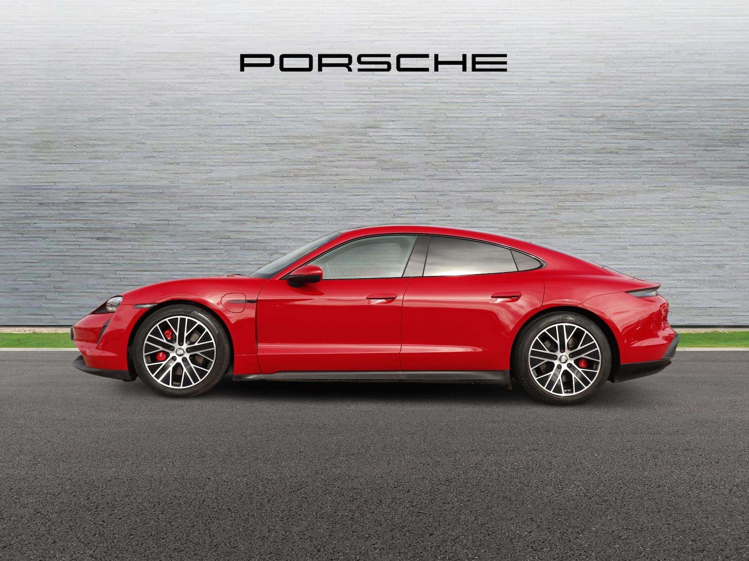 Used Porsche Taycan 2021 for sale - 78052273: Photo 4