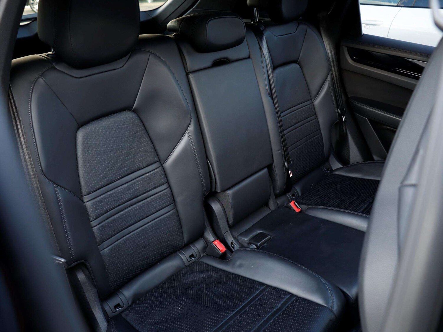 Used Porsche Cayenne 2019 for sale - 77674856: Photo 27