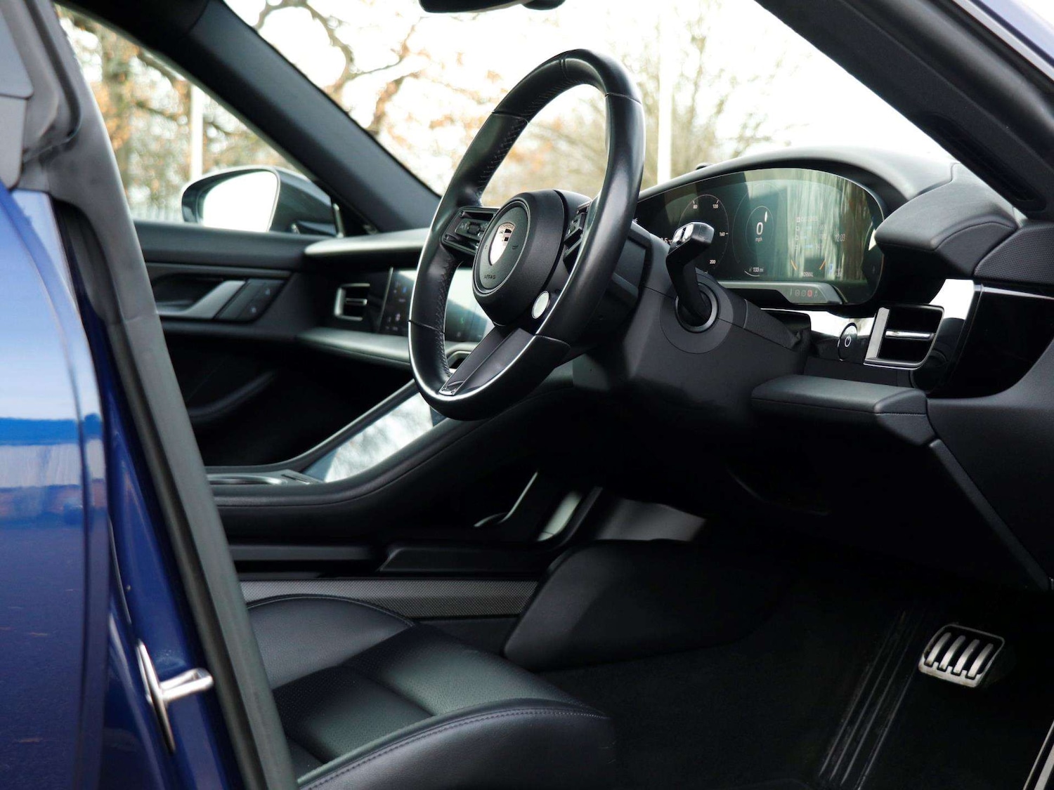 Used Porsche Taycan 2023 for sale - 76889684: Photo 11