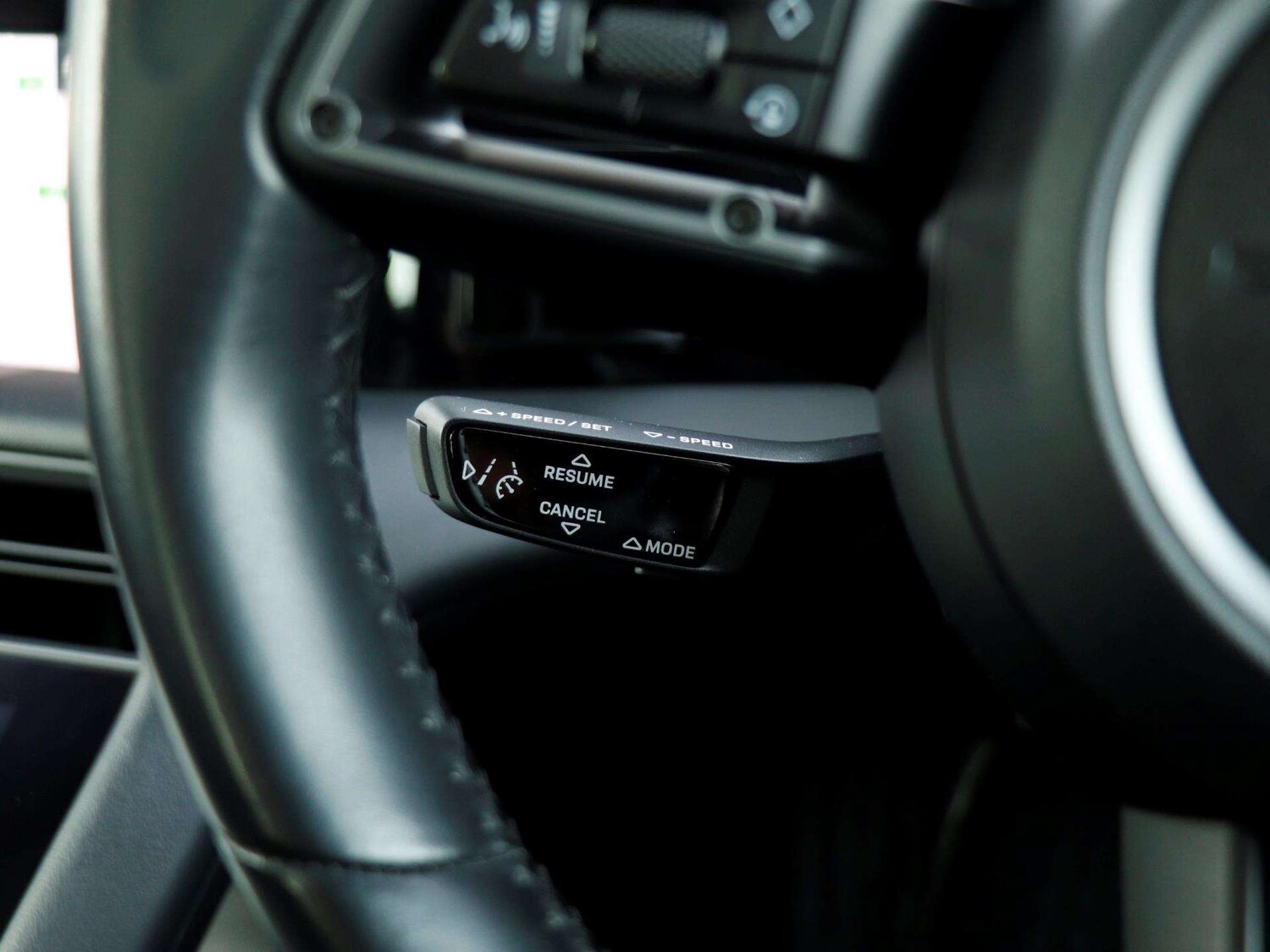 Used Porsche Taycan 2023 for sale - 76889684: Photo 20