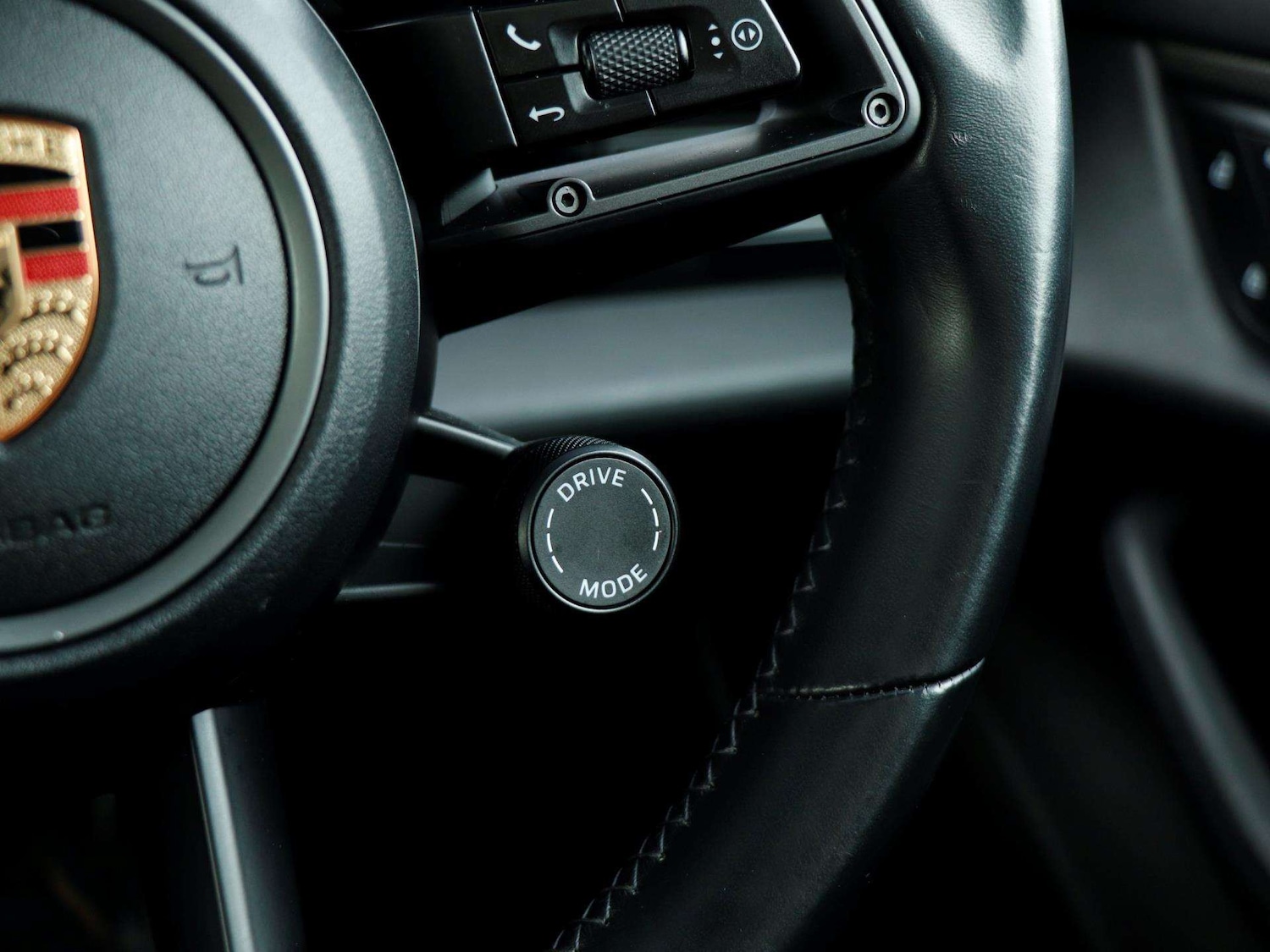 Used Porsche Taycan 2023 for sale - 76889684: Photo 21