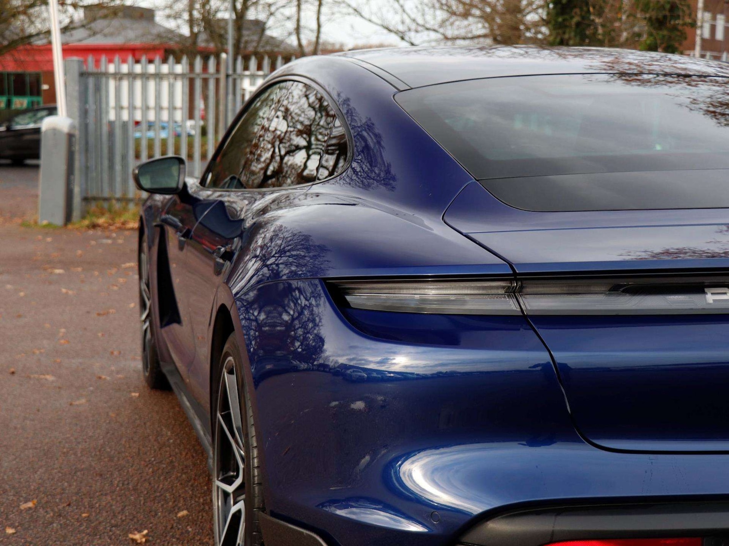 Used Porsche Taycan 2023 for sale - 76889684: Photo 29