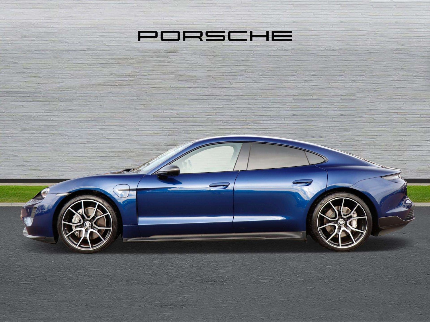 Used Porsche Taycan 2023 for sale - 76889684: Photo 6